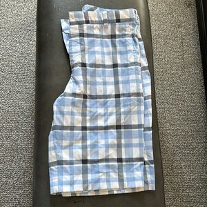 Men’s Nike Golf Shorts size 32